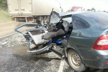 На трассе Елабуга - Пермь автоледи устроила смертельное ДТП