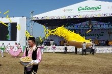 Фоторепортаж Рустама Минниханова: федеральный Сабантуй в Красноярске
