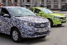 Рустам Минниханов протестировал новинки АвтоВАЗа - Lada Vesta и Lada XRay