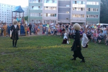 Наиль Магдеев раздавал автографы в 27-м комплексе