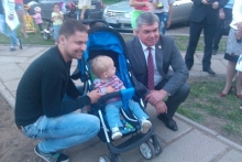 Наиль Магдеев раздавал автографы в 27-м комплексе