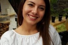 На казанском Сабантуе Рустам Минниханов сфотографировал самогонщика