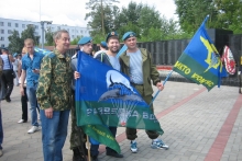 Десантники отмечают 85-ю годовщину со дня образования воздушно-десантных войск