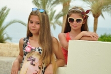 Большая семья вернулась с курорта Шарм-эль-Шейх