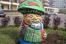 В жилом комплексе 'Солнечный парк' появились дедули-боровички