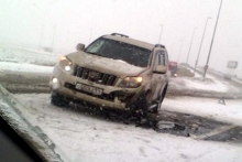 На загородных трассах в Татарстане из-за обильного снегопада происходит масса ДТП