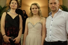 Сергей Акульчев просит не делать скорых выводов о своем разводе с женой