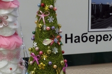 Как нестандартно украсить новогоднюю елку