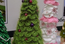 Как нестандартно украсить новогоднюю елку