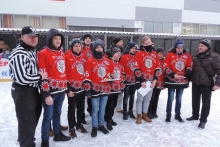 В юношеском хоккейном турнире победила команда «Белые Медведи»