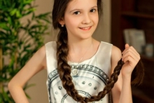 Королевой конкурса 'Коса Закамья-2016' стала челнинка Наргиза Хамитова