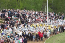 Тысячи челнинцев встали в строй 'Бессмертного полка'