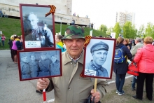 Тысячи челнинцев встали в строй 'Бессмертного полка'