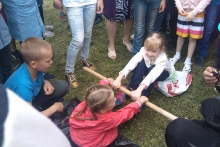 Сабантуй-2016: недолгий холодный дождь не помешал челнинцам участвовать в народных играх