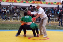 Абсолютный батыр Сабантуя второй год подряд племянник 'Копченого' - Эльдар Хамитов