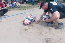 Радиоуправлемый 'Дакар' в Чехии: и здесь 'КАМАЗ' завоевывает призы (видео)