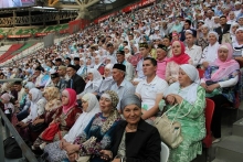 В столице Татарстана состоялся самый массовый ифтар в истории России - на 10000 человек