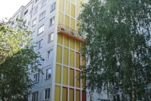 Алмас Идрисов показал новые образцы раскраски жилых домов