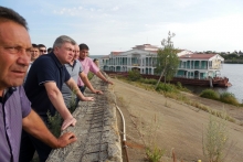 Основные строительные работы на набережной реки Мелекеска будут завершены в августе