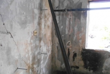 Во втором подъезде дома 53/28 восстановлены лифты и электропроводка (фото)