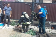 В Татарстане двое сантехников погибли в канализационном колодце (фоторепортаж)