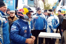 Рустам Минниханов проводил 'КАМАЗ-мастер' на 'Дакар-2017' и протестировал гоночный 'КАМАЗ'