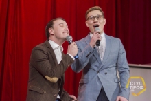 В ДК «КАМАЗ» 9 команд открыли очередной сезон в лиге КВН работающей молодежи