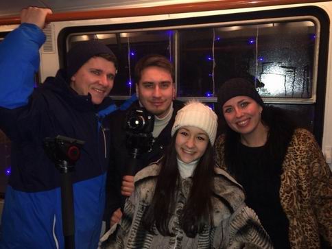 Изменение размера со съемочной бригадой