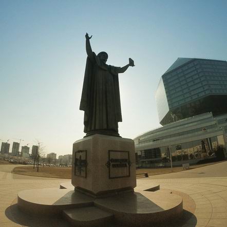 Изменение размера стл возле библиотеки